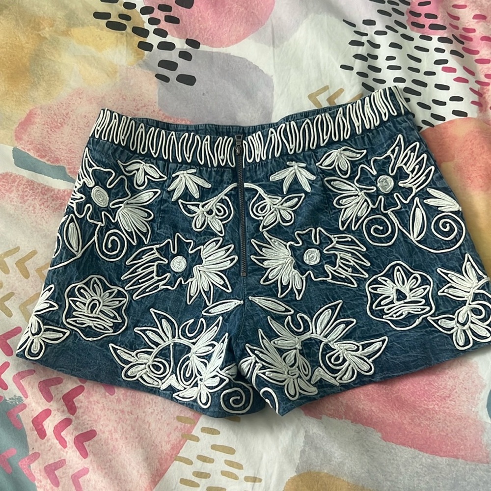 alice and olivia shorts